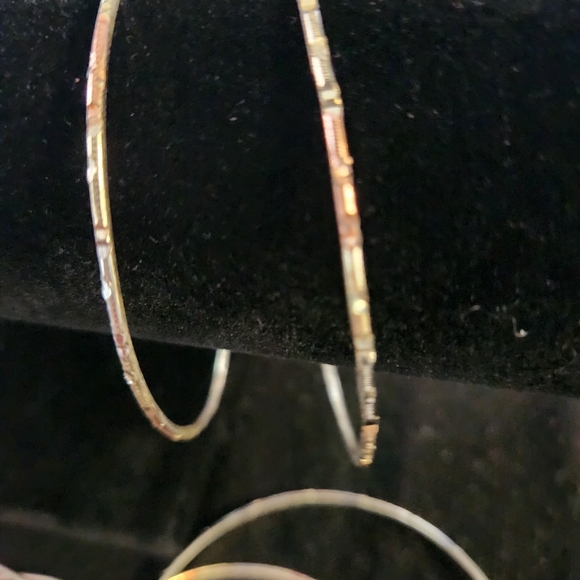 Laminated  gold ✨️ weekly bracelets and earrings set